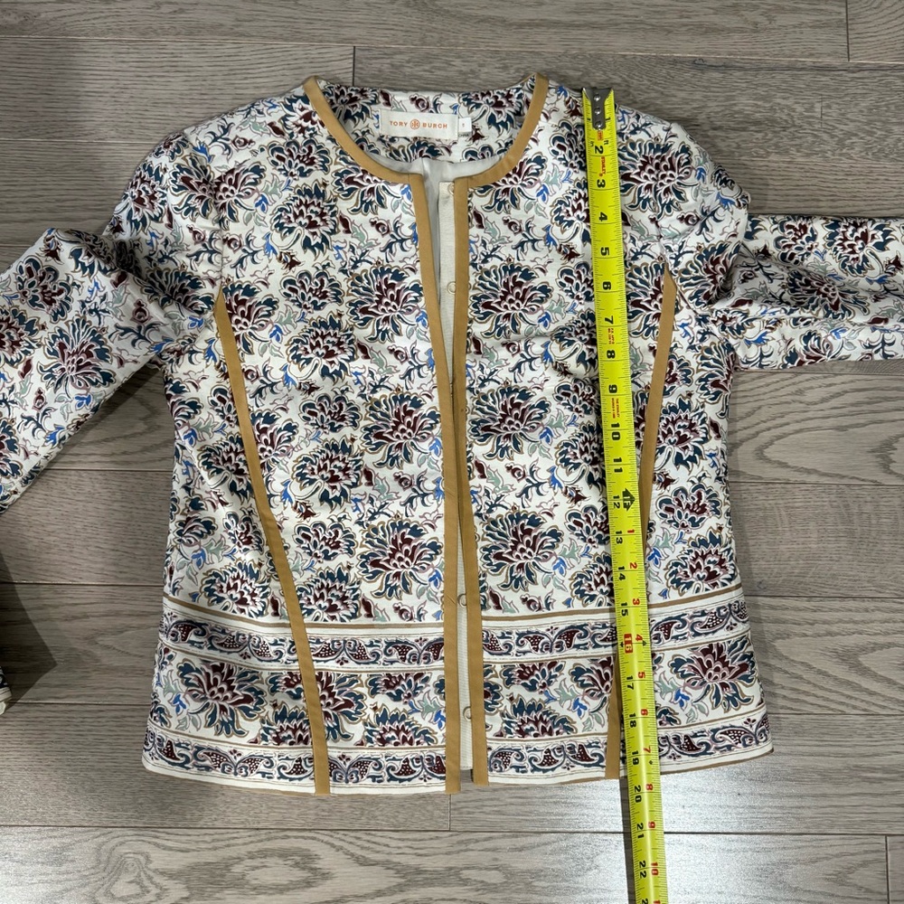 Tory Burch Floral Jacquard Crewneck Jacket with Tan Trim - Picture 6 of 11